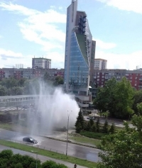 Тръба се спука на кръговото до "Мираж", пътят е наводнен