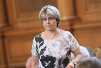 Весела Лечева: Страхувам се от Васил Божков 