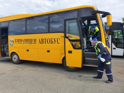 Ученическите автобуси тръгват от понеделник