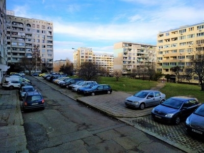 Изграждат паркинг със зона за отдих зад блокове 3-3А в „Изгрев“ 