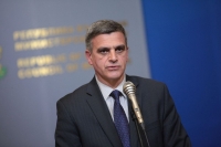 Янев разпредели ресорите на вицепремиерите 