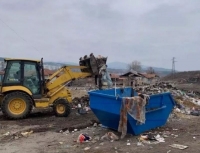 Търсят радиоактивни отпадъци край Червен бряг