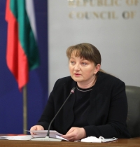 Удължиха 60/40 поне до септември, автобусният транспорт получава 80/20