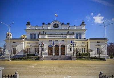 НС дава 170 бона за рекламни материали