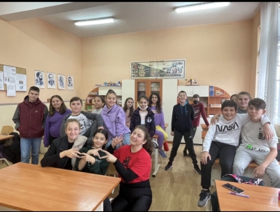 ОУ “ Св. Св. Кирил и Методий“ в село Карагеоргиево има своите посланици на „УСМИВКАТА“