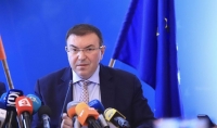 Ангелов: Мерките няма да се затягат, но текущите трябва да се спазват