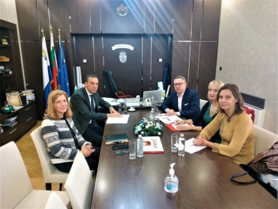 ЕVN и Община Бургас в разговор за по-добро обслужване в кварталите и опазване на птиците