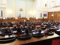 Депутатите задължиха бизнеса да си смени касовите апарати