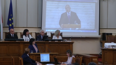 Депутатите претупаха вота на недоверие
