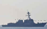 Русия постави под надзор британски миноносец в Черно море 