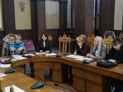 „Елха на доброто“ събира подаръци за деца в нужда 