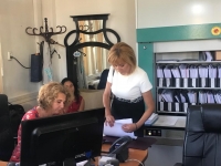 Мая Манолова подаде оставка