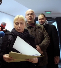 Елена Йончева внесе сигнала по аферата "Ало, Банов съм" в ОЛАФ