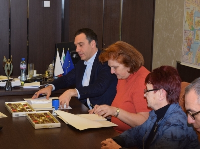 От 60 и 90 лв. увеличение на учителските заплати