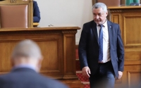Валери Симеонов пусна депутатите във ваканция до 2 септември 