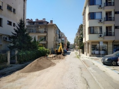В понеделник част от ул. „Средна гора“ ще е затворена за преасфалтиране 