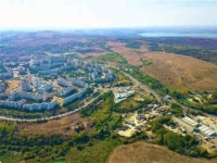 Общината предвижда нова обслужваща улица и двете кръстовища при входа на „Меден рудник“ да станат кръгови 