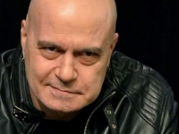 Слави Трифонов описа правителството "според фактите"