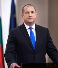 Румен Радев насрочи местните избори за 27 октомври