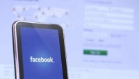 Бъг във Facebook активира тайно камерата на потребител