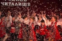 Коледен спектакъл представиха в читалището в Камено децата от клубовете “За занимания по интереси “