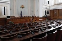 Законотворците излязоха в лятна ваканция 