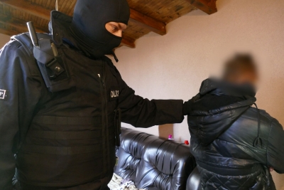 43-ма чужденци в ареста за финансиране на тероризма по метода хавала