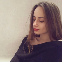 Пролетина Палова: Мечтая за всичко и за нищо, за целия свят и за много книги