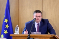 Цацаров нареди проверка на всички къщи за гости, строени с европари