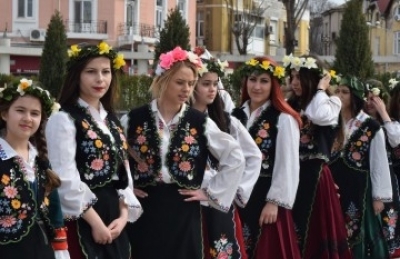 С концерти и разнообразни арт прояви ще отпразнуваме Цветница