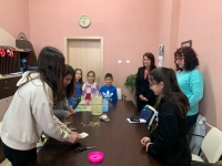 Учениците от ОУ “Св. св. Кирил и Методий”, с. Карагеоргиево с дарителска кампания за пострадалите в Турция и Сирия