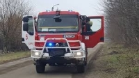 Изгоря склад на зеленчуковата борса в Бургас