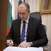 Президентът Радев насрочи за 26 май евроизборите