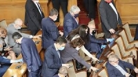 Глоби за 24 депутати за неспазване на противоепидемичните мерки 