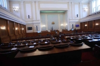 Окончателно отпада допълнителният имотен данък в курортите